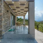 Doceo Refined Living Country house