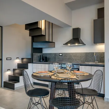 Doceo Refined Living