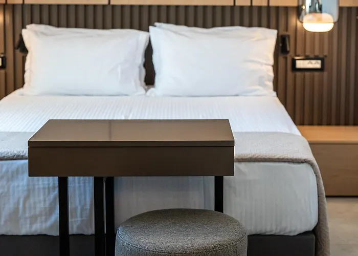 Doceo Refined Living *