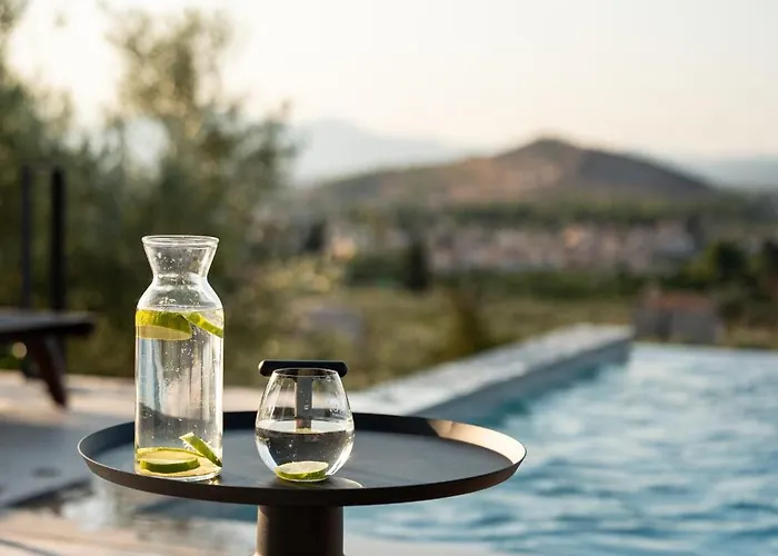 Doceo Refined Living